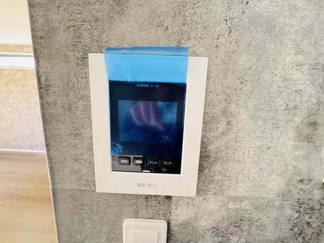 松戸市松戸新築戸建のセキュリティ|来客時も安心のTVモニター付きインターフォン