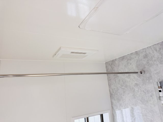 松戸市松戸新築戸建の冷暖房・空調設備|雨の日も安心の浴室乾燥機つき