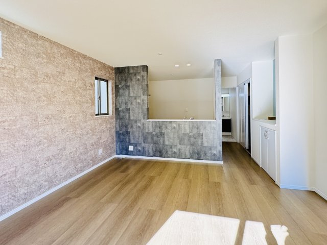 松戸市松戸新築戸建の居間・リビング|16.37帖リビングダイニングキッチン・リビングガス栓付き