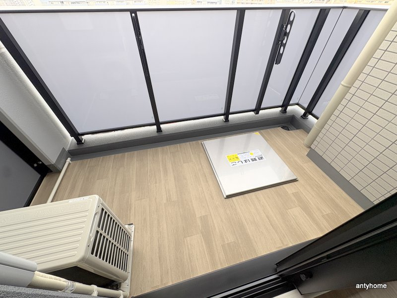 レジュールアッシュ緑橋駅前　仲介手数料無料のバルコニー