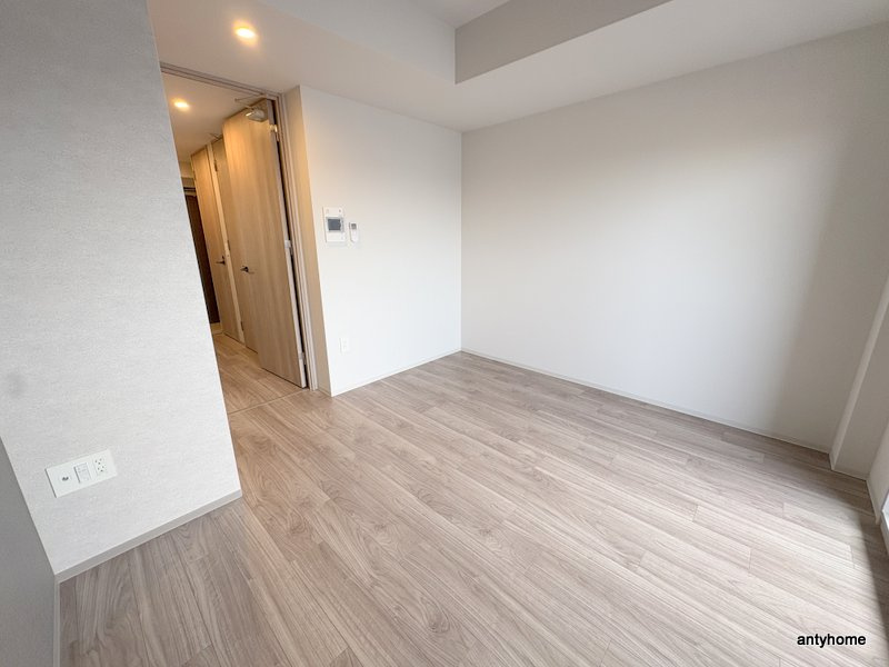 レジュールアッシュ緑橋駅前　仲介手数料無料の寝室