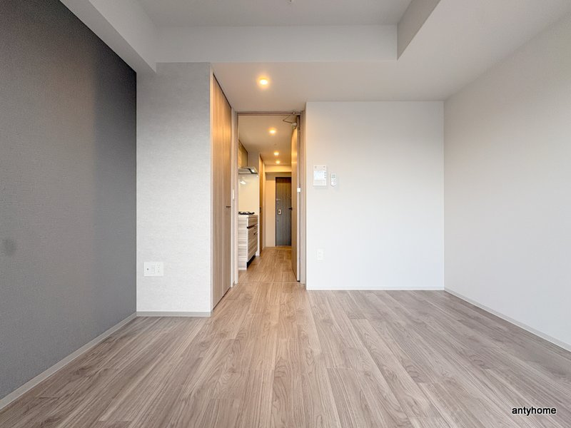 レジュールアッシュ緑橋駅前　仲介手数料無料の居間・リビング