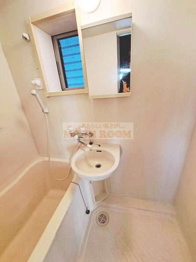 杉並区阿佐谷南１丁目のアパートの洗面所