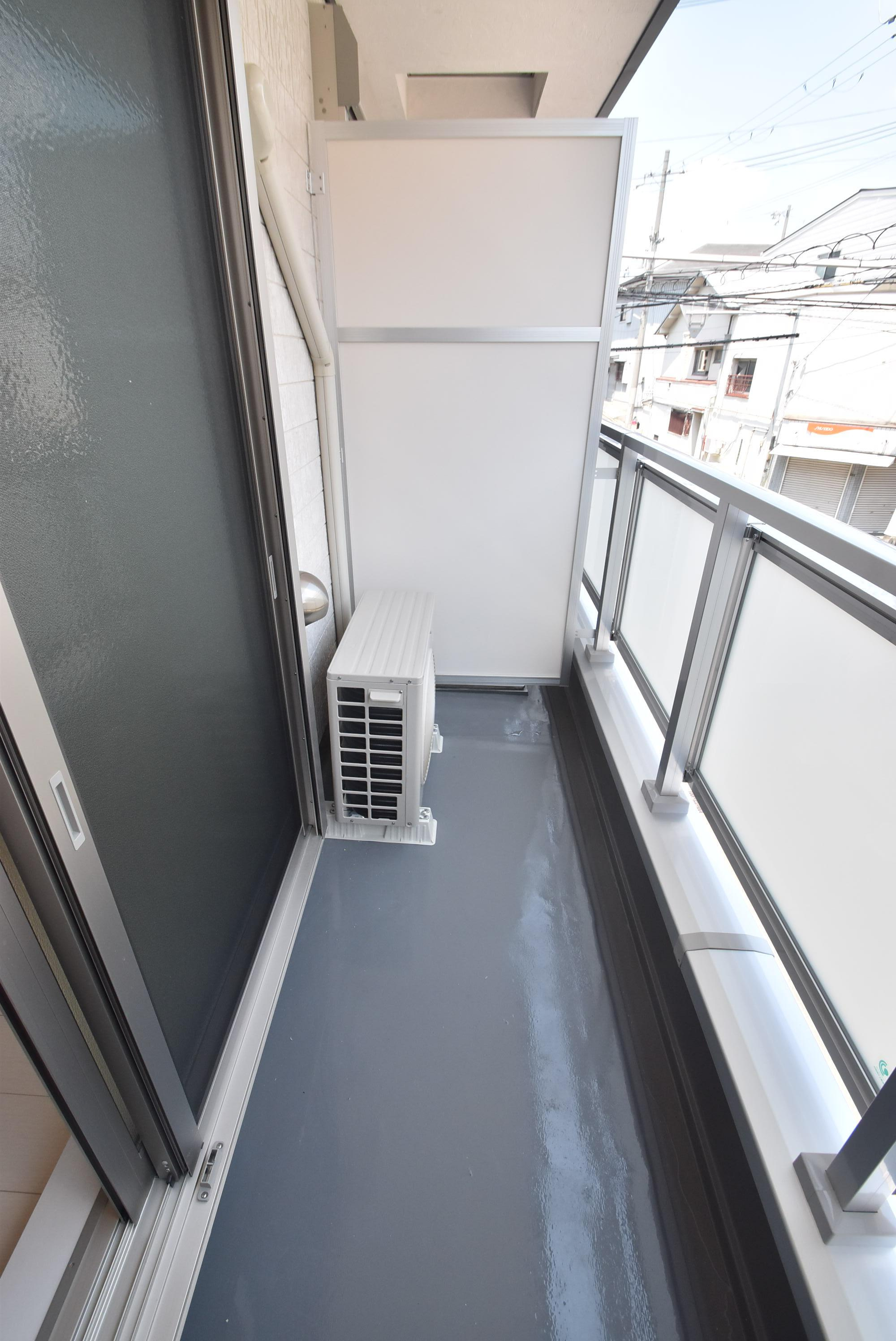 大阪市城東区東中浜１丁目の賃貸マンションのバルコニー