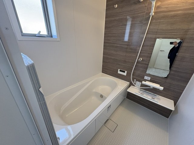 【内装】 | 福岡市南区長住5丁目第8　2号棟（全3棟）【仲介手数料無料・0円】 | 施工例。浴室です。施工例は完成時と異なる場合があります。