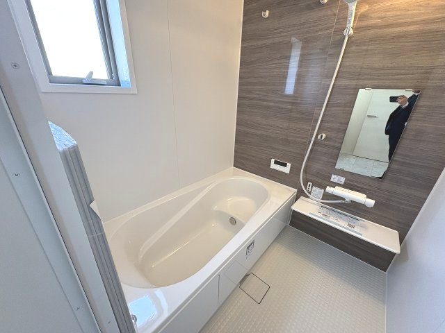 【浴室】 | 福岡市南区長住5丁目第8　2号棟（全3棟）【仲介手数料無料・0円】 | 現地写真。浴室です。