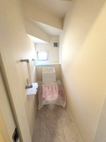 【トイレ】 | 福岡市南区長住5丁目第8　2号棟（全3棟）【仲介手数料無料・0円】 | 現地写真。