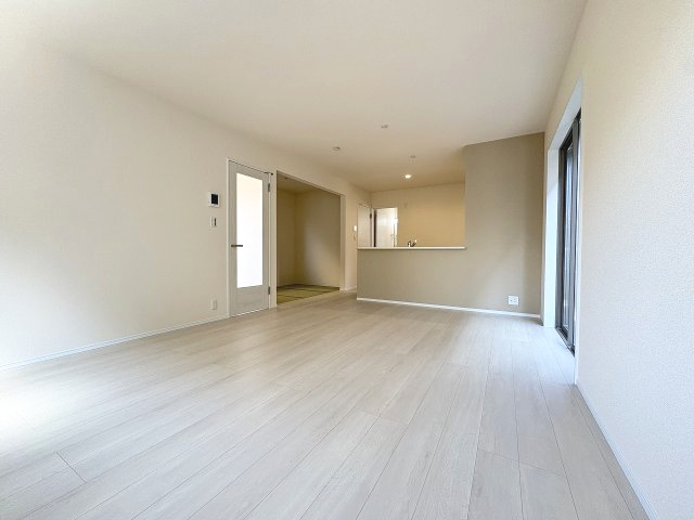 【収納】 | 福岡市南区長住5丁目第8　2号棟（全3棟）【仲介手数料無料・0円】 | 施工例。施工例は完成時と異なる場合があります。