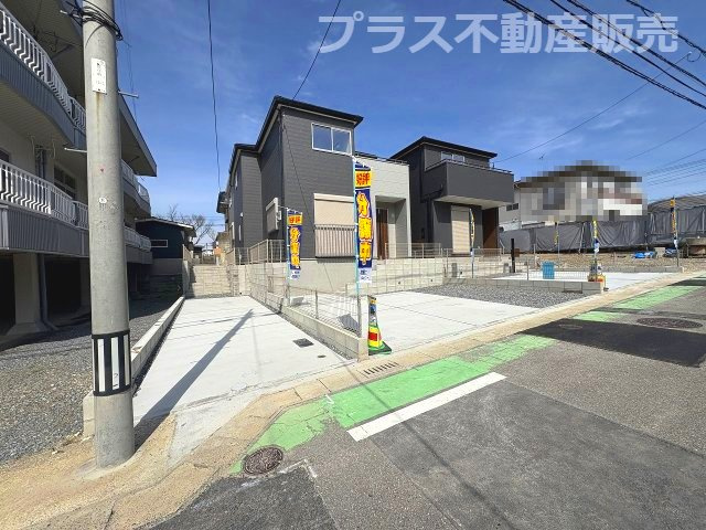 【外観】 | 福岡市南区長住5丁目第8　2号棟（全3棟）【仲介手数料無料・0円】 | 現地写真。プラス不動産販売なら、現場の全ての棟をまとめてご見学頂けます。