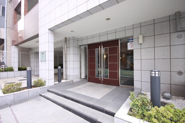 【エントランス】