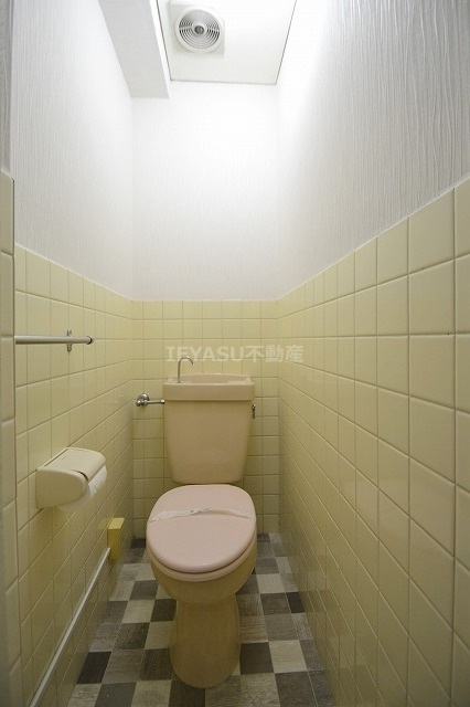 広島市西区南観音２丁目の賃貸マンションのトイレ