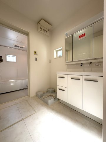 Quiet Luxury in KAMAKURA ― 西鎌倉9min、片瀬山12min ―の洗面所