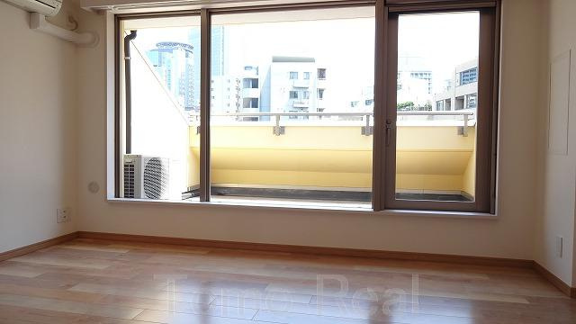 レジディア六本木檜町公園の洋室