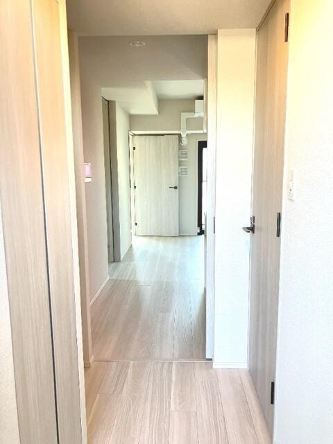 クリオラベルヴィ新富町の玄関