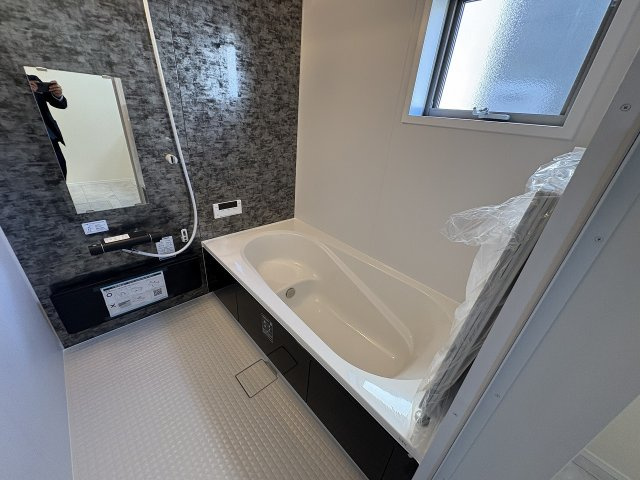 【内装】 | 福岡市南区長住5丁目第8　3号棟（全3棟）【仲介手数料無料・0円】 | 施工例。浴室です。施工例は完成時と異なる場合があります。