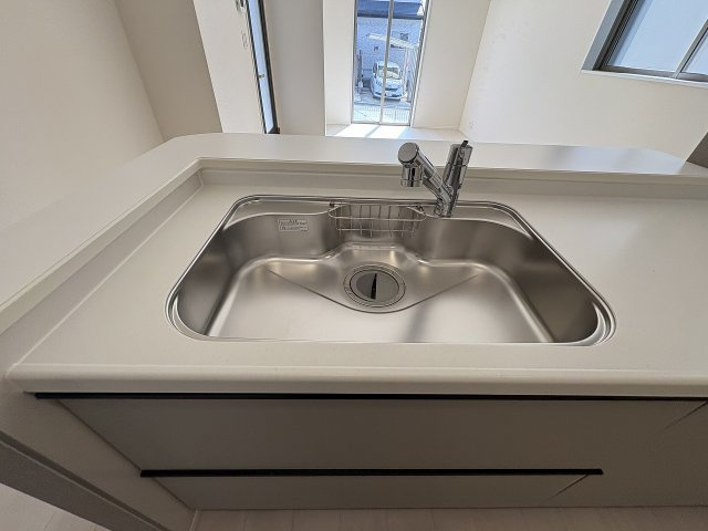 【キッチン】 | 福岡市南区長住5丁目第8　3号棟（全3棟）【仲介手数料無料・0円】 | 施工例。施工例は完成時と異なる場合があります。