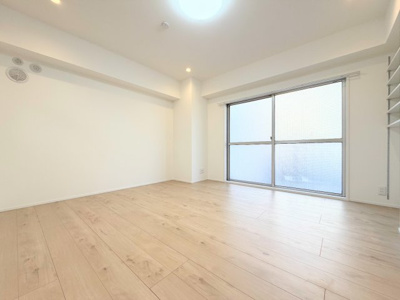 【居間・リビング】 | 恒陽マンション | ◆ご家族の会話がはずむ、開放的なＬＤＫです。休日はお陽さまの光をたっぷりととりこめるぽかぽかリビングで過ごしませんか？