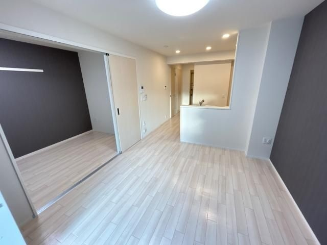 福岡市西区田尻１丁目のアパートの寝室
