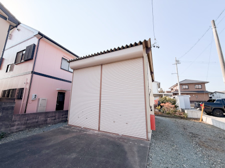 細江町中川倉庫の外観