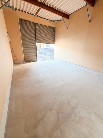 細江町中川倉庫の内装