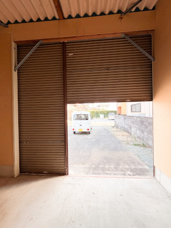 細江町中川倉庫の内装