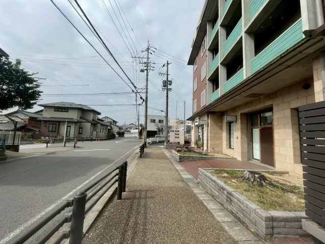 カーサジオの周辺
