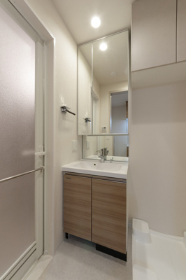 【洗面所】 | プラネソシエプラス桜台 | ※写真は同タイプ住戸です。