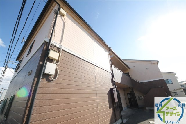 ハイツイベールの外観