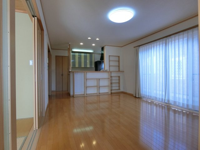 皆生温泉2丁目戸建の居間・リビング