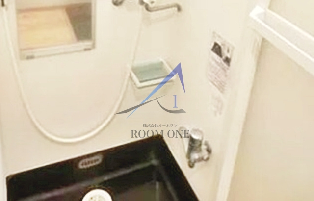 ルームズ高田馬場Ｂ棟の浴室|シャワールームです。