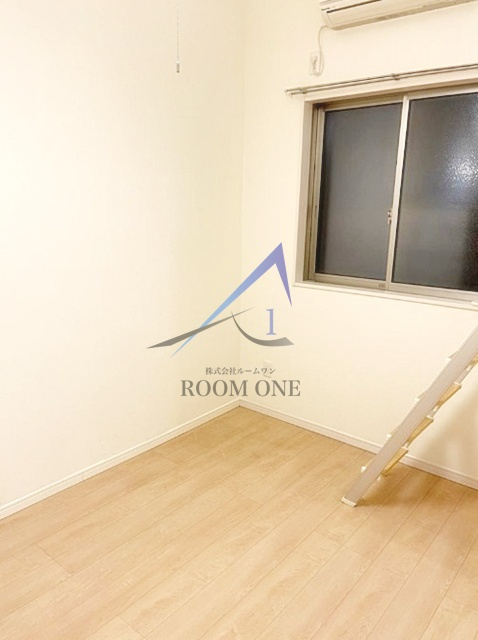 ＰｒｉｍｏＰａｓｓｏ北沢の居間・リビング|洋室のお部屋です。