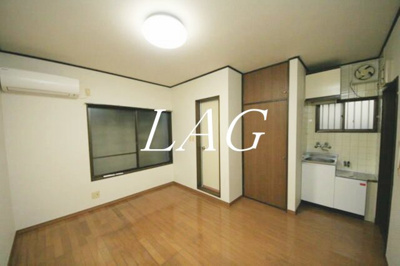 【居間・リビング】 | ヴェラハイツ町屋 | 洋室のお部屋です。