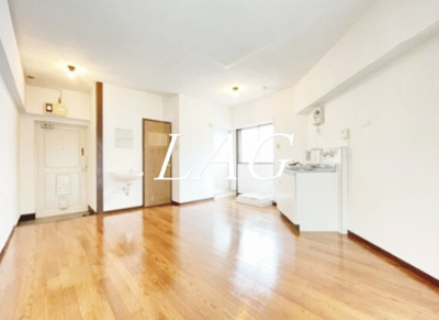 【居間・リビング】 | 峰マンション | 洋室のお部屋です。