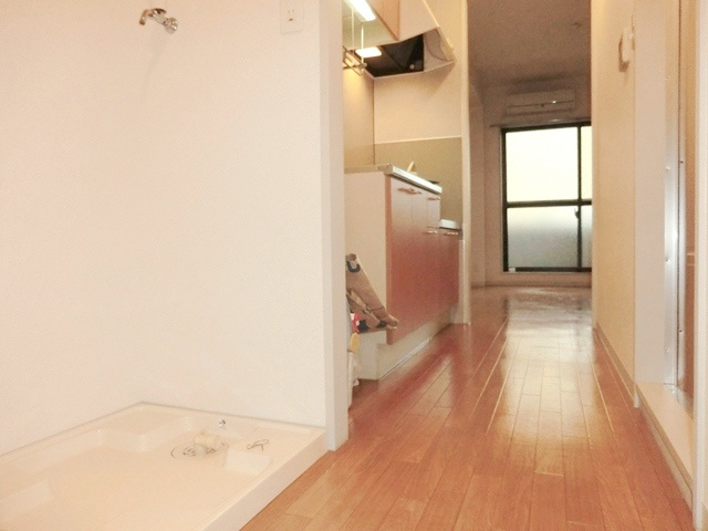 ルペール浦和の内装|★廊下の画像です★