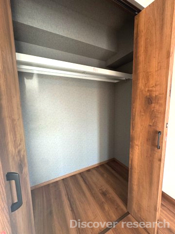 コーラル京王堀之内の収納|【クローゼット】
広々したクローゼットで荷物をたくさん収納できそうです。