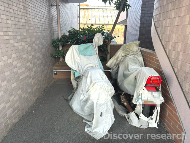 コーラル京王堀之内の駐車場|【バイク置場】