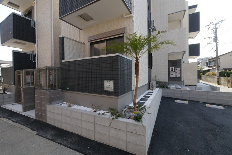 ベルデマール箱崎Ⅱ　筥松小学校区のエントランス|ベルデマール箱崎Ⅱ