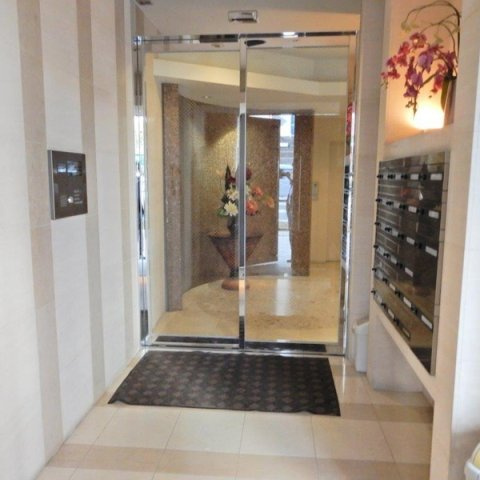 パークメゾンのエントランス