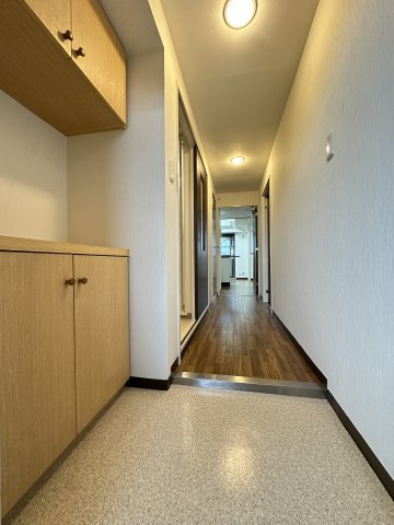 ビューテラス大新の玄関