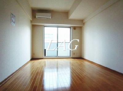 【居間・リビング】 | シティコープ上野広徳 | 洋室のお部屋です。