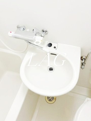 【洗面所】 | ダイヤモンドレジデンス松が谷 | 洗面台です。