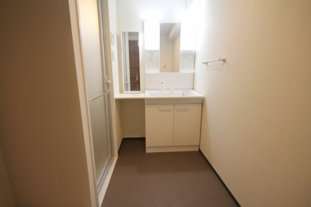 【洗面所】