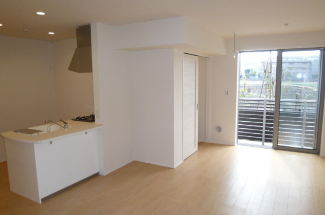 ＢＯＲＩＫＩ　あさかの居間・リビング|★南向きの明るいリビング★