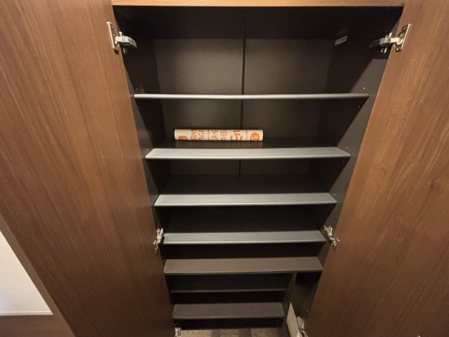 ブルーノ篠原中の収納