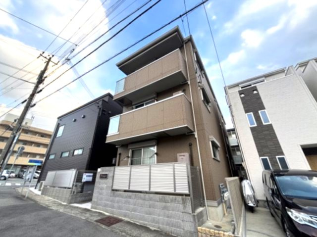 ブルーノ篠原中の外観