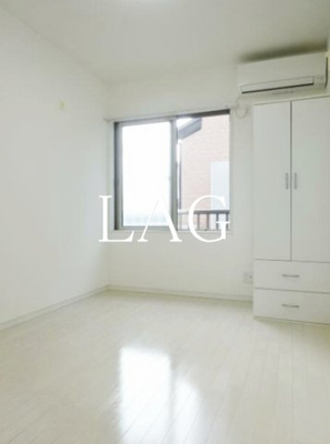 【居間・リビング】 | ＴＹ七里 | 洋室のお部屋です。