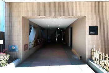 【エントランス】 | インプルーブ上野松ケ谷  | 建物の内部です