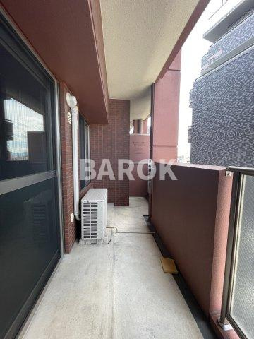 ヴィクトリア博多のバルコニー