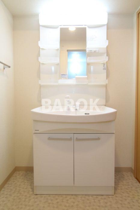 ヴィクトリア博多の居間・リビング