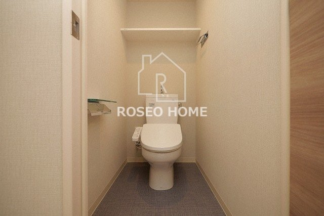 ローズコーポ堺筋本町のトイレ